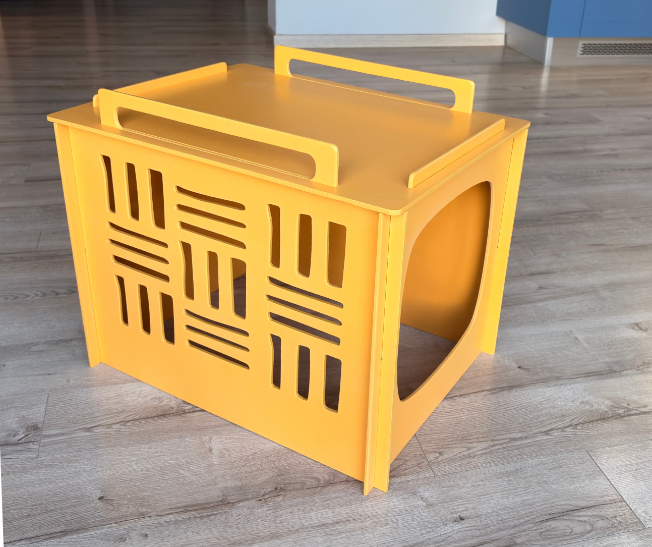 Cat litter box cover