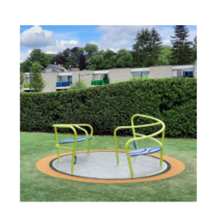 Carousel Helica, easy access, space for two wheelchairs