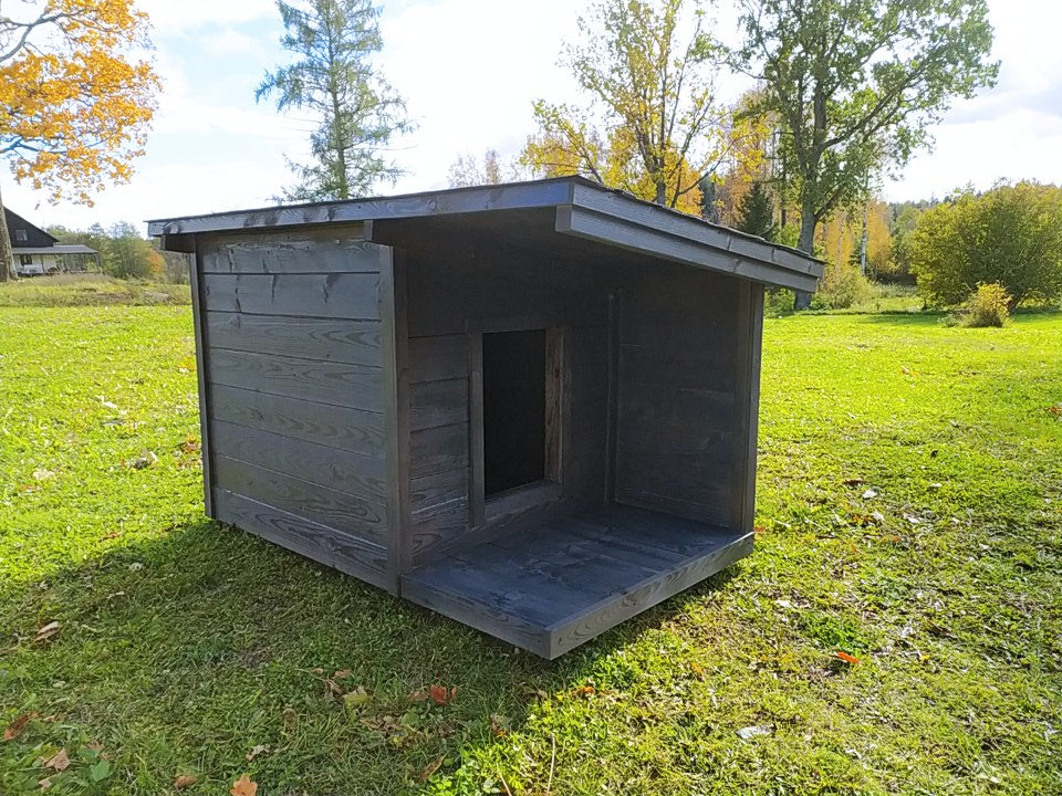 Suņu būda Nr.1