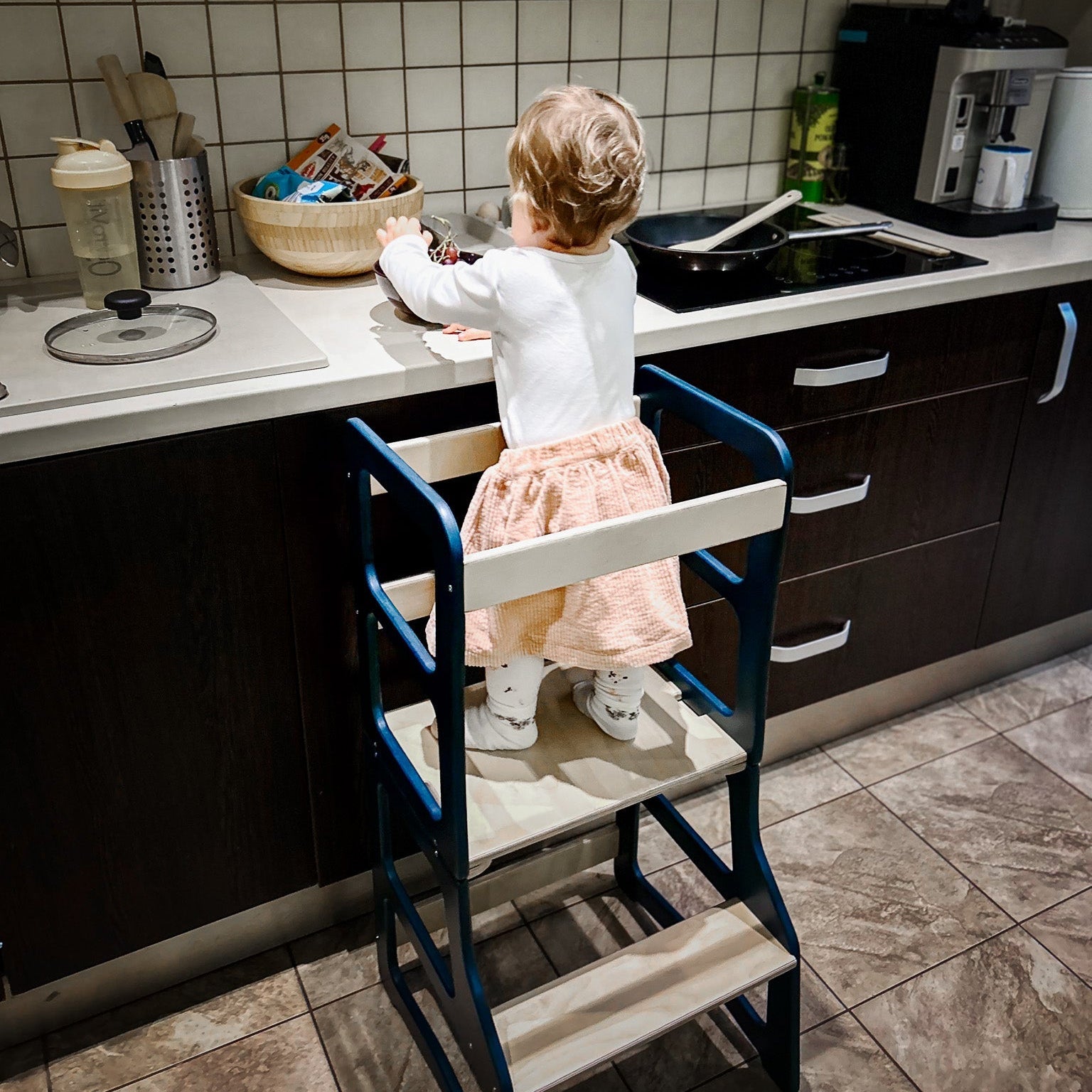 The 4-in-1 tower at counter height